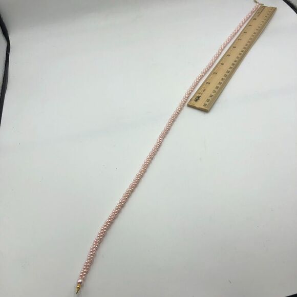 Vintage Marvella Women's Pink Faux Pearl Signed Twisted Multi Strand Necklace - Picture 9 of 9
